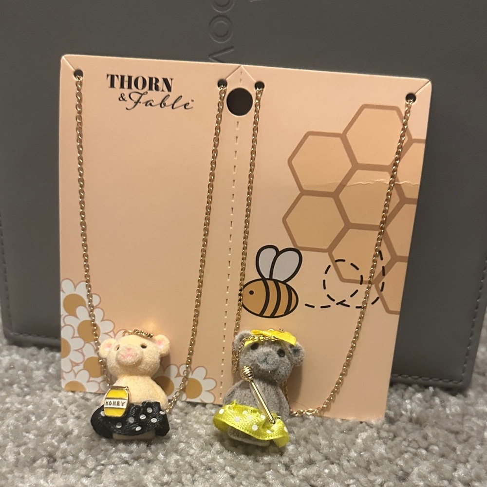 Thorn & Fable Mouse Pendant Necklace Set - Pink and Gray